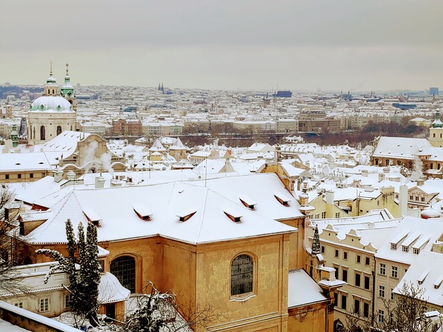 zasněžená Praha